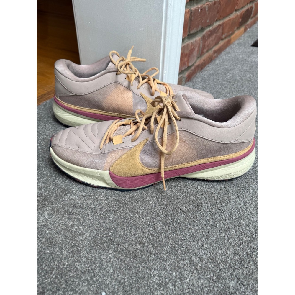 Nike Air Zoom GT Cut 2 Pearl Pink Guava Ice‎ Basketball Shoes  Size 14